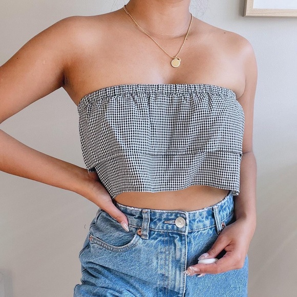 CLUB MONACO gingham print crop top - Picture 2 of 3